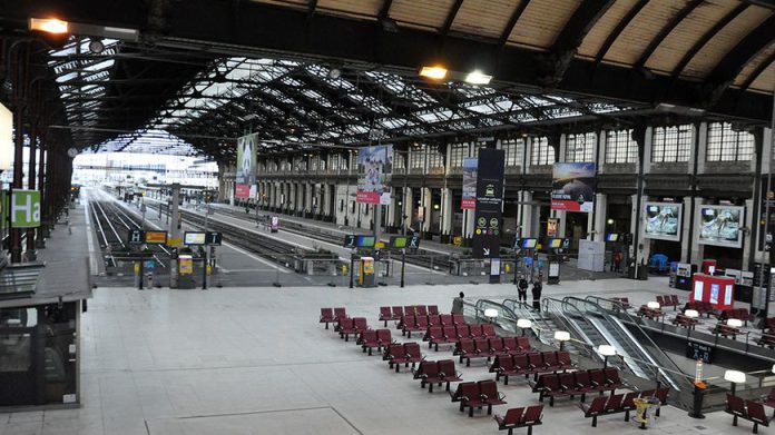 870x489_gs-20170318_56150a-bd_gare-lyon-vide
